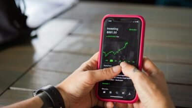 investment tracking strategies explained